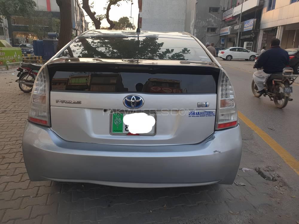 Toyota Prius 2010 for Sale in Lahore Toyota Prius 2010 for Sale in Lahore Image-2