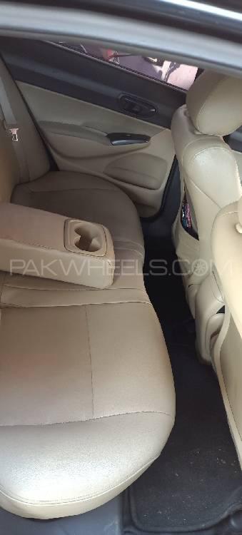 Honda Civic 2010 for Sale in Gujranwala Honda Civic 2010 for Sale in Gujranwala Image-12