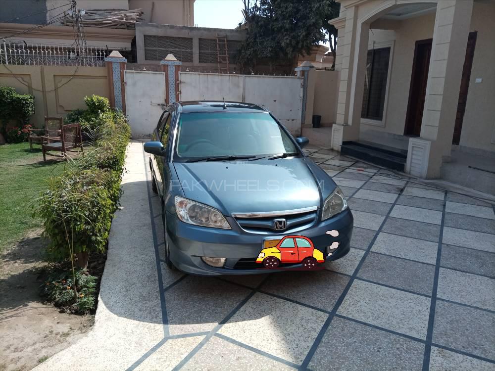 Honda Civic 2004 for Sale in Multan Image-1