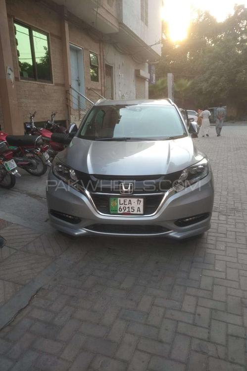 Honda Vezel 2016 for Sale in Gujranwala Image-1