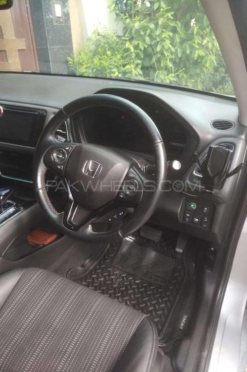 Honda Vezel 2016 for Sale in Gujranwala Honda Vezel 2016 for Sale in Gujranwala Image-5
