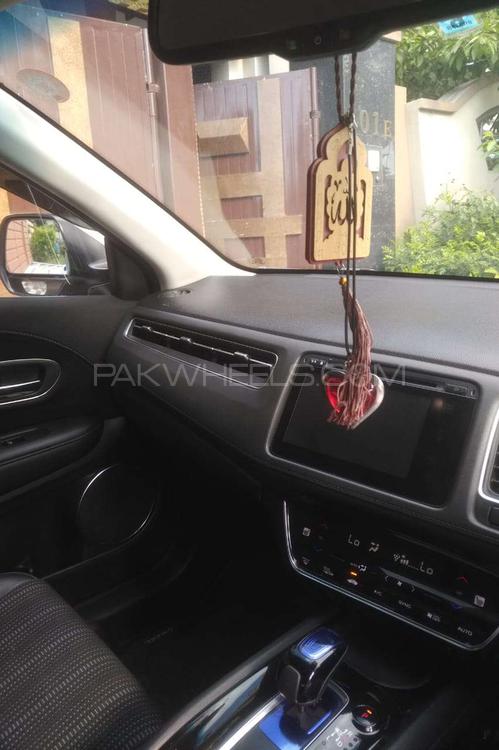 Honda Vezel 2016 for Sale in Gujranwala Honda Vezel 2016 for Sale in Gujranwala Image-7