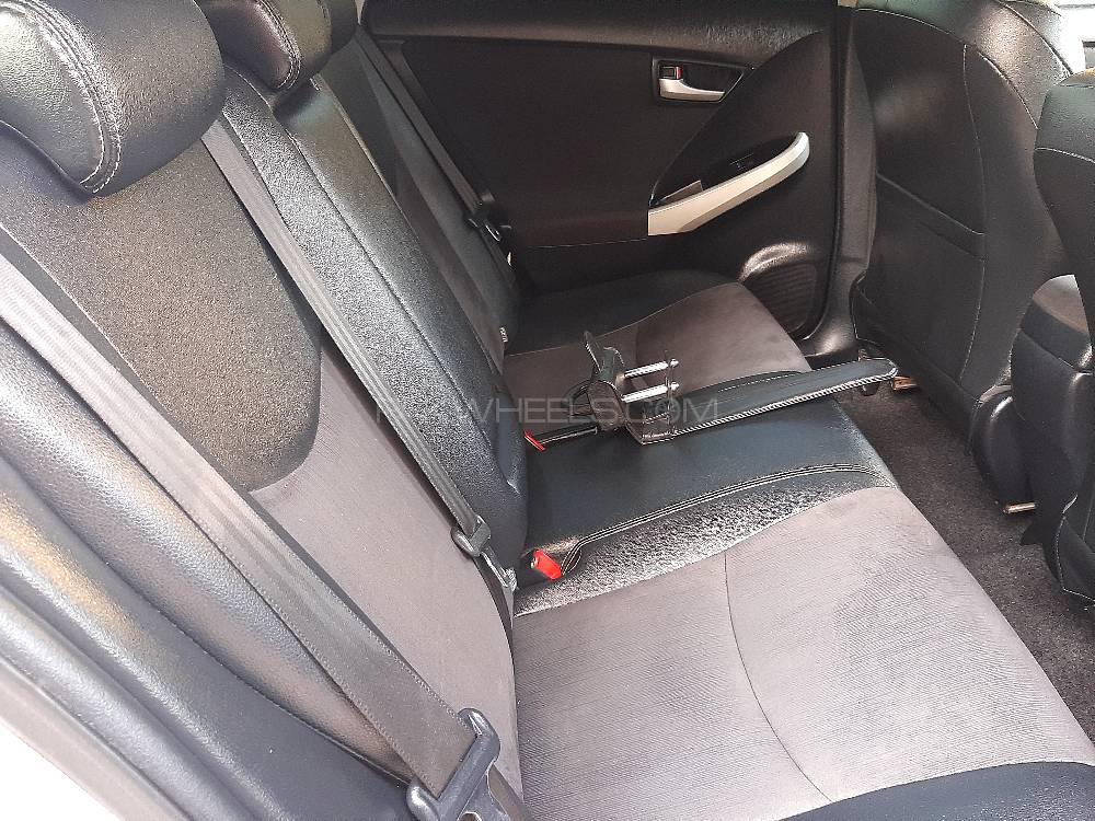 Toyota Prius 2014 for Sale in Islamabad Toyota Prius 2014 for Sale in Islamabad Image-15