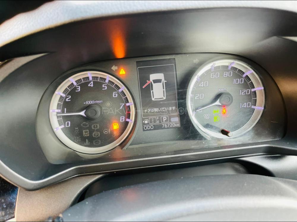 Daihatsu Move 2015 for Sale in Lahore Daihatsu Move 2015 for Sale in Lahore Image-18