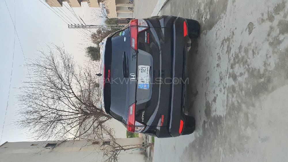 Honda Vezel 2014 for Sale in Gujranwala Honda Vezel 2014 for Sale in Gujranwala Image-4
