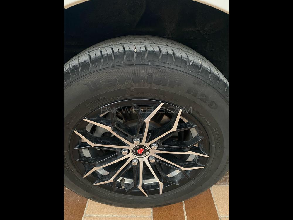 Toyota Corolla 2018 for Sale in Hyderabad Toyota Corolla 2018 for Sale in Hyderabad Image-16