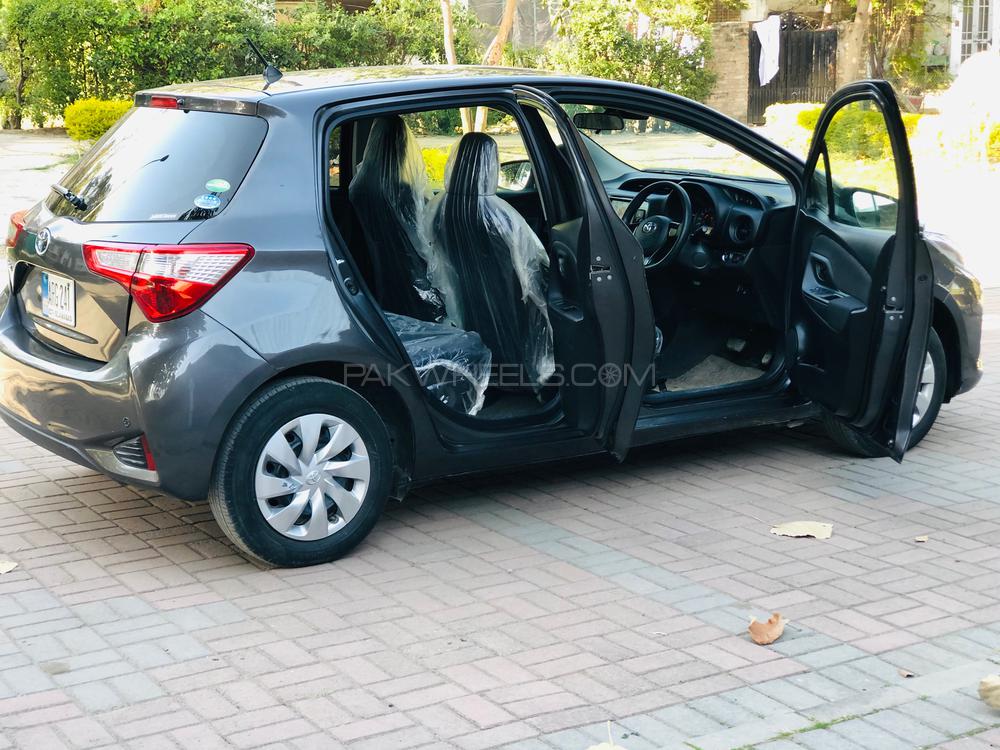 Toyota Vitz 2017 for Sale in Rawalpindi Toyota Vitz 2017 for Sale in Rawalpindi Image-5