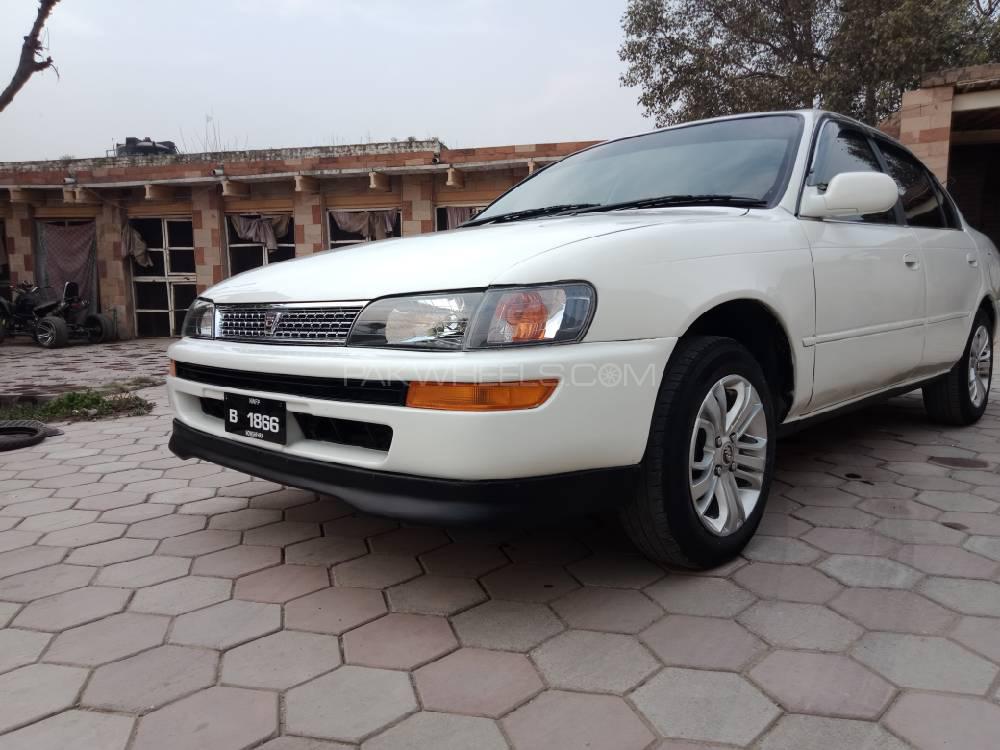 Toyota Corolla 1998 for Sale in Peshawar Image-1
