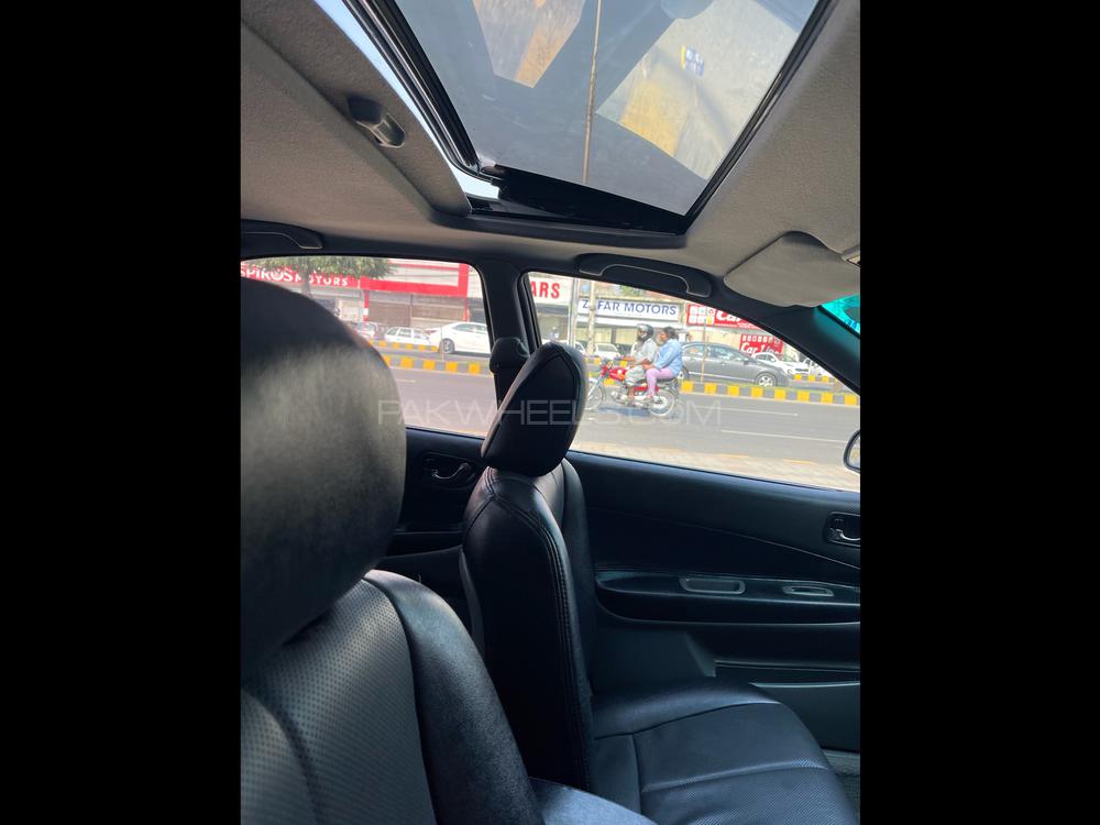Mitsubishi Galant 2004 for Sale in Lahore Mitsubishi Galant 2004 for Sale in Lahore Image-9
