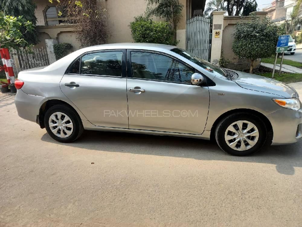 Toyota Corolla 2013 for Sale in Lahore Toyota Corolla 2013 for Sale in Lahore Image-2
