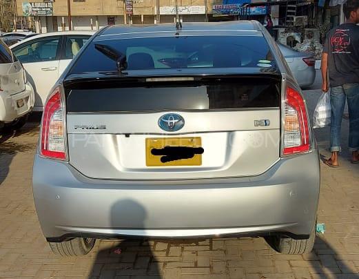 Toyota Prius 2014 for Sale in Karachi Toyota Prius 2014 for Sale in Karachi Image-11