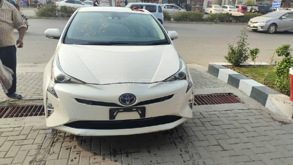 Toyota Prius 2018 for Sale in Faisalabad Image-1