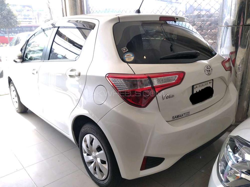 Toyota Vitz 2017 for Sale in Lahore Toyota Vitz 2017 for Sale in Lahore Image-4