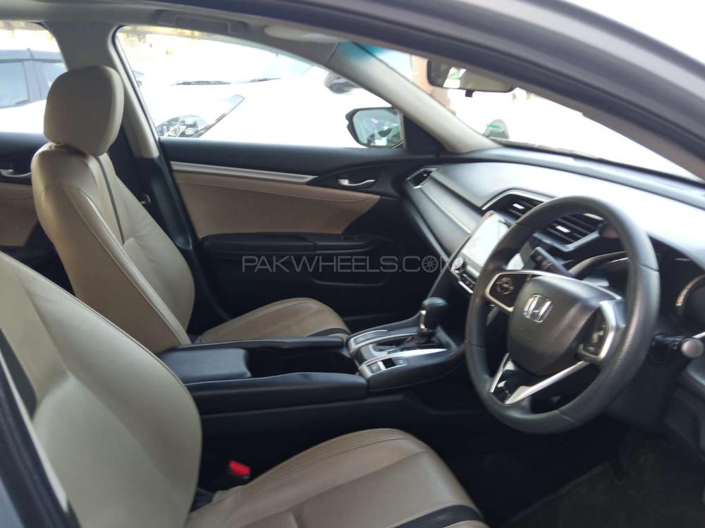 Honda Civic 2018 for Sale in Rawalpindi Honda Civic 2018 for Sale in Rawalpindi Image-7