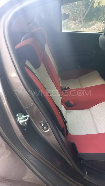Toyota Aqua 2015 for Sale in Islamabad Image-1