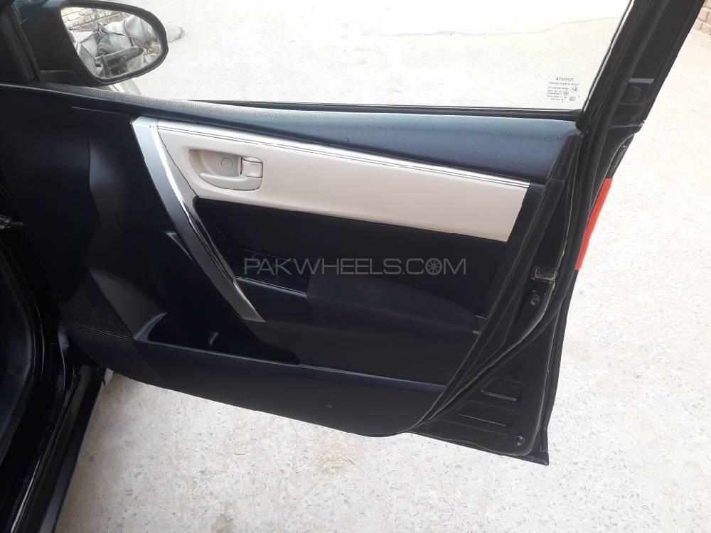 Toyota Corolla 2015 for Sale in Lahore Toyota Corolla 2015 for Sale in Lahore Image-2