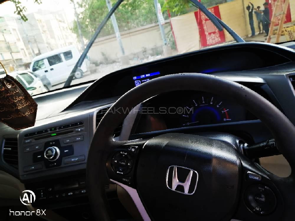 ہونڈا سوک 2015 for Sale in کراچی ہونڈا سوک 2015 for Sale in کراچی Image-5