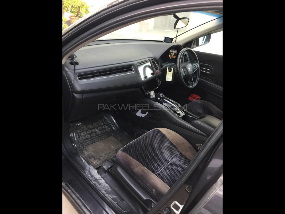 Honda Vezel 2014 for Sale in Karachi Honda Vezel 2014 for Sale in Karachi Image-6