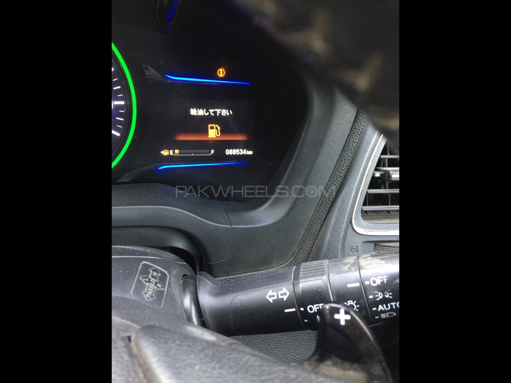Honda Vezel 2014 for Sale in Karachi Honda Vezel 2014 for Sale in Karachi Image-9