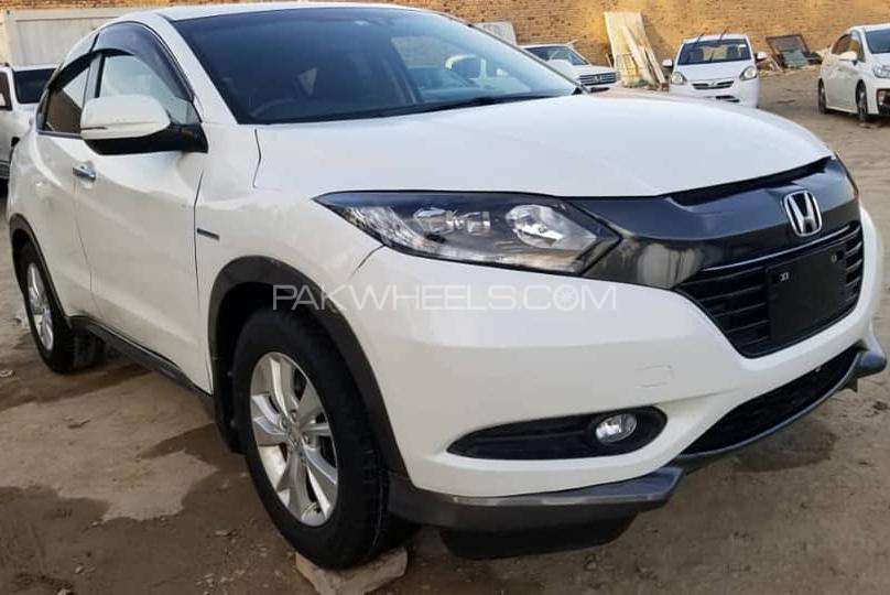 Honda Vezel 2014 for Sale in Karachi Honda Vezel 2014 for Sale in Karachi Image-4