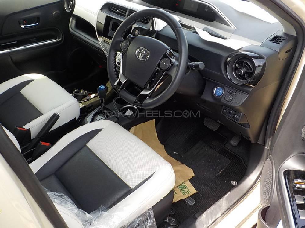 Toyota Aqua 2017 for Sale in Lahore Toyota Aqua 2017 for Sale in Lahore Image-5