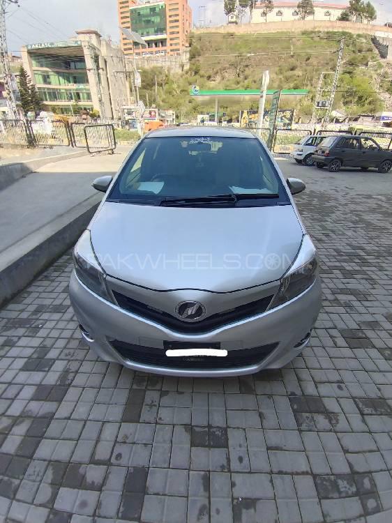 Toyota Vitz 2013 for Sale in Dadyal Ak Image-1