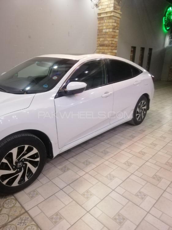 Honda Civic 2017 for Sale in Faisalabad Honda Civic 2017 for Sale in Faisalabad Image-7