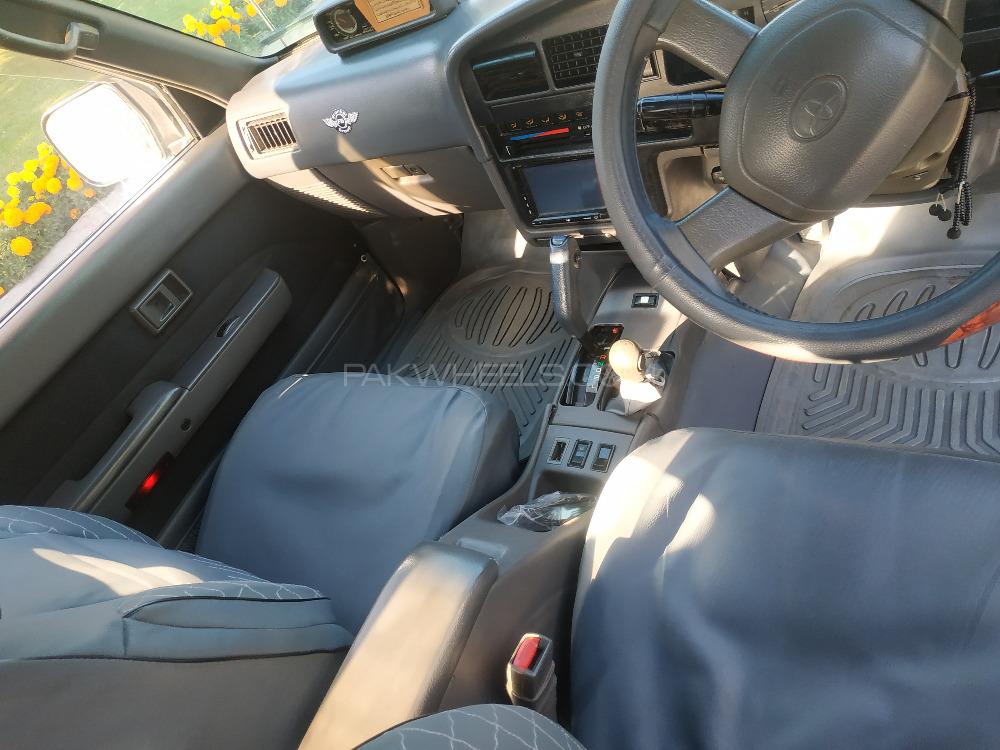 Toyota Hilux 2006 for Sale in Rawalpindi Toyota Hilux 2006 for Sale in Rawalpindi Image-6