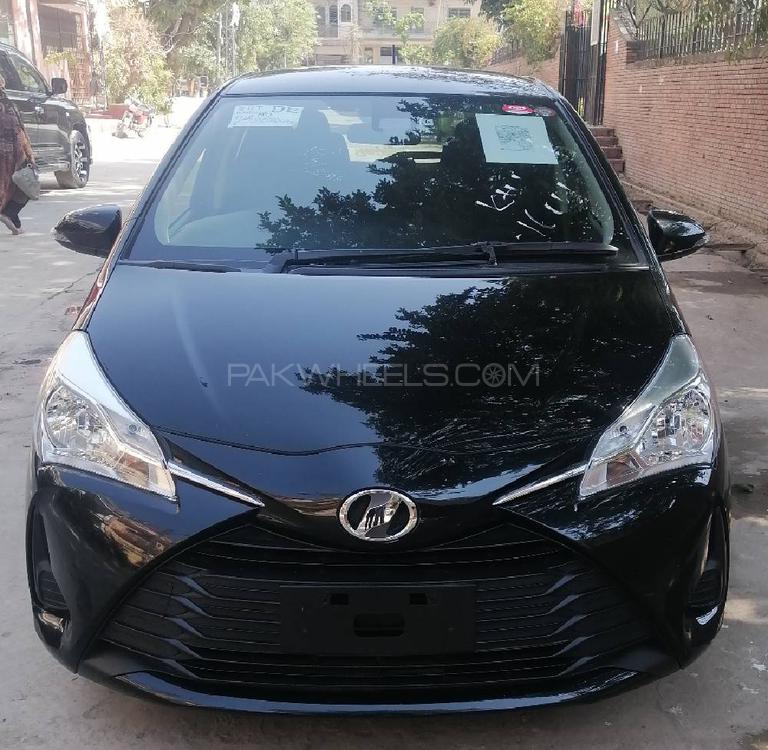 Toyota Vitz 2017 for Sale in Rawalpindi Image-1