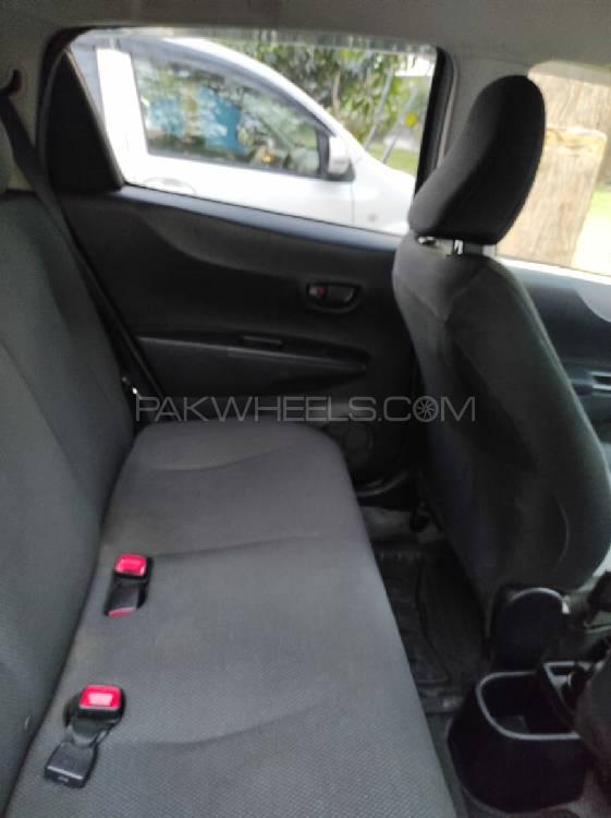 Toyota Vitz 2012 for Sale in Lahore Toyota Vitz 2012 for Sale in Lahore Image-3