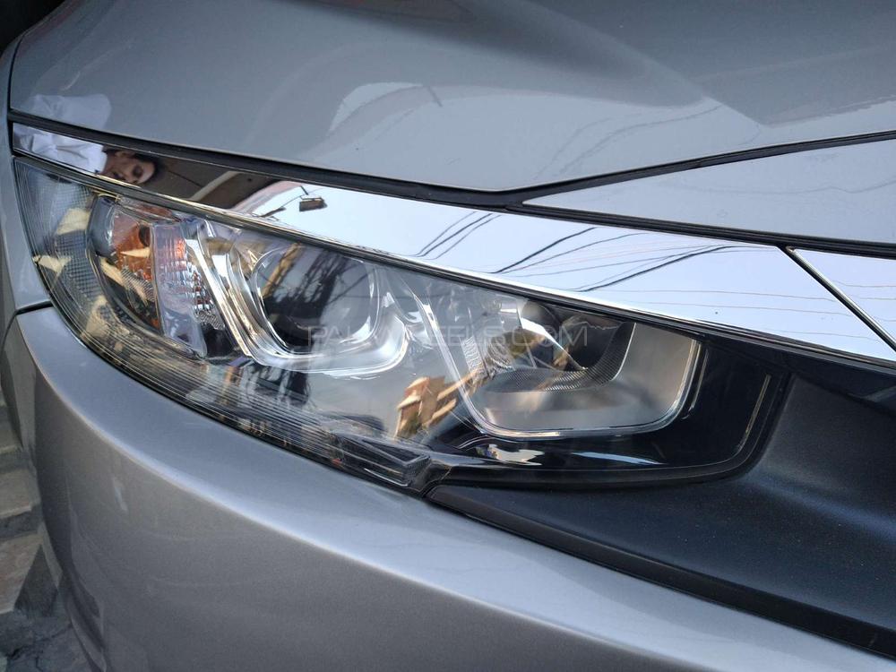 Honda Civic 2018 for Sale in Lahore Honda Civic 2018 for Sale in Lahore Image-12