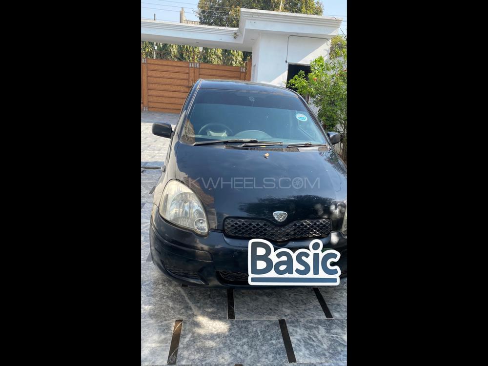 Toyota Vitz 2002 for Sale in Lahore Image-1