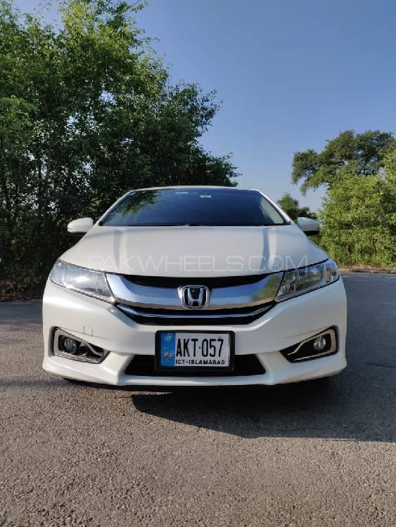 Honda Grace Hybrid 2015 for Sale in Islamabad Honda Grace Hybrid 2015 for Sale in Islamabad Image-2