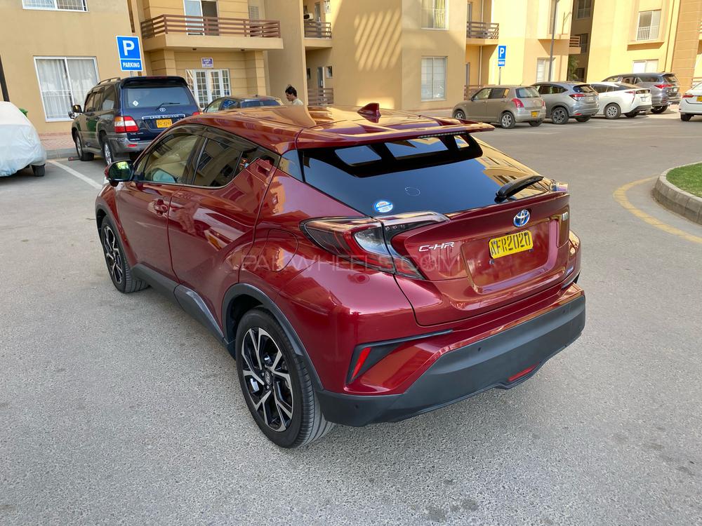 Toyota C-HR 2017 for Sale in Karachi Image-1