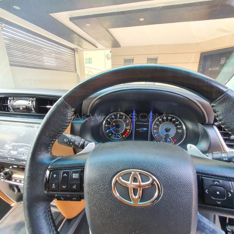 Toyota Fortuner 2017 for Sale in Lahore Toyota Fortuner 2017 for Sale in Lahore Image-8
