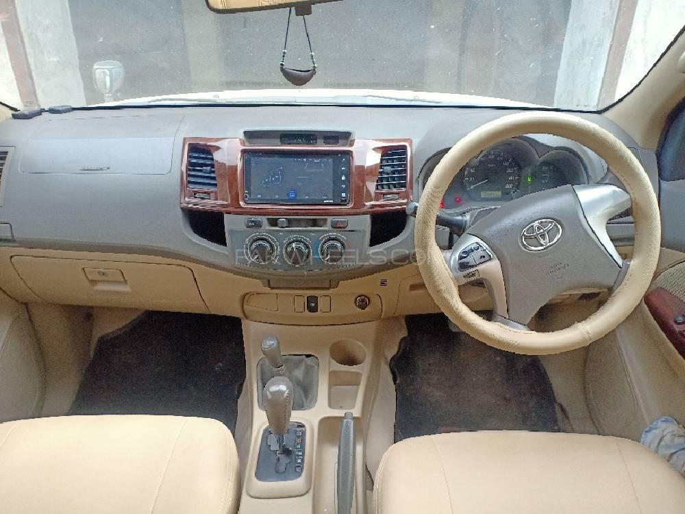 Toyota Hilux 2013 for Sale in Phalia Toyota Hilux 2013 for Sale in Phalia Image-7