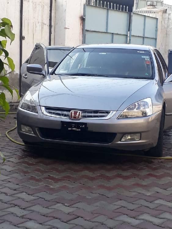 Honda Accord 2005 for Sale in Nowshera cantt Image-1