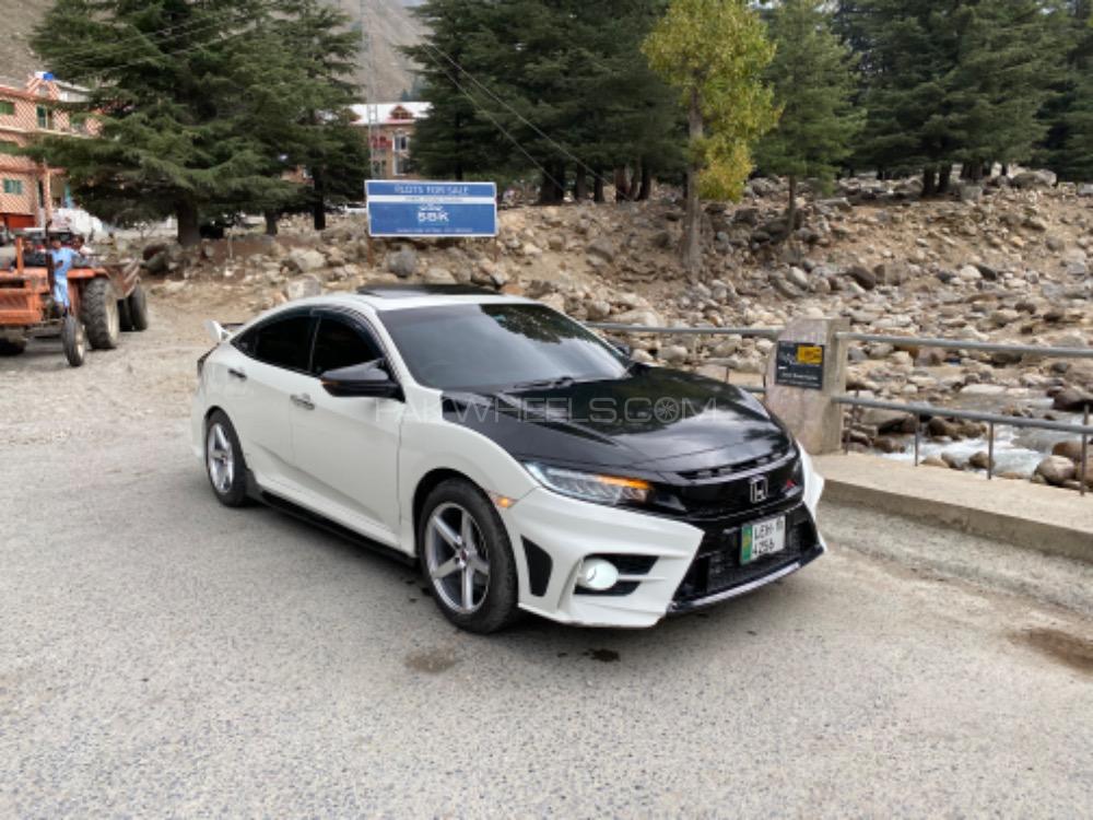 Honda Civic - 2018  Honda Civic - 2018  Image-4