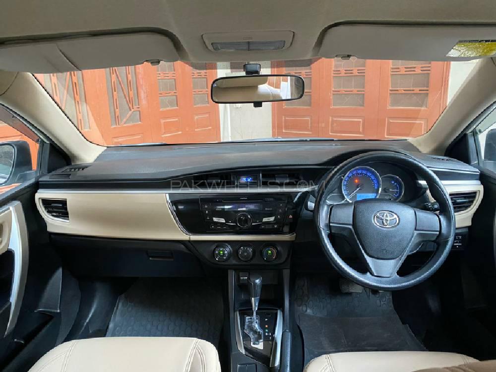 Toyota Corolla 2014 for Sale in Gujrat Toyota Corolla 2014 for Sale in Gujrat Image-6