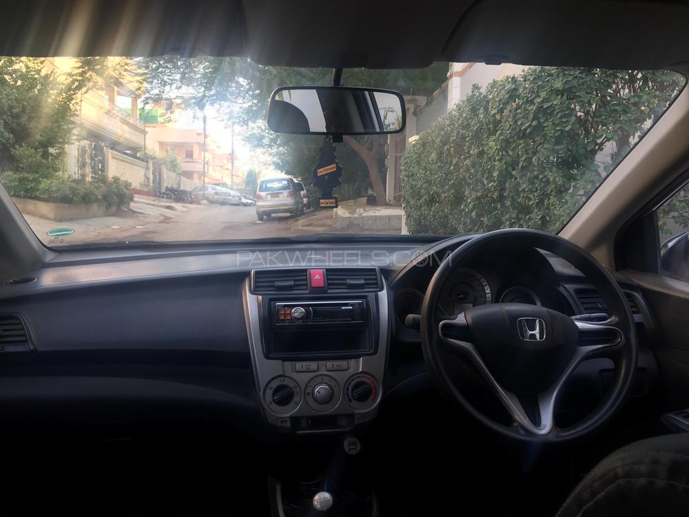 Honda City 2011 for Sale in Karachi Honda City 2011 for Sale in Karachi Image-4