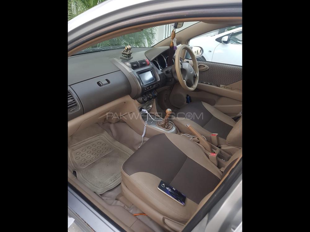 Honda City 2005 for Sale in Lahore Honda City 2005 for Sale in Lahore Image-2
