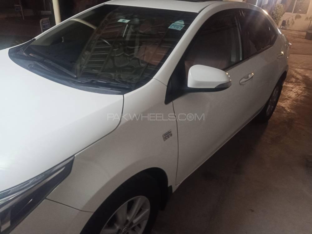 Toyota Corolla 2015 for Sale in Peshawar Toyota Corolla 2015 for Sale in Peshawar Image-5