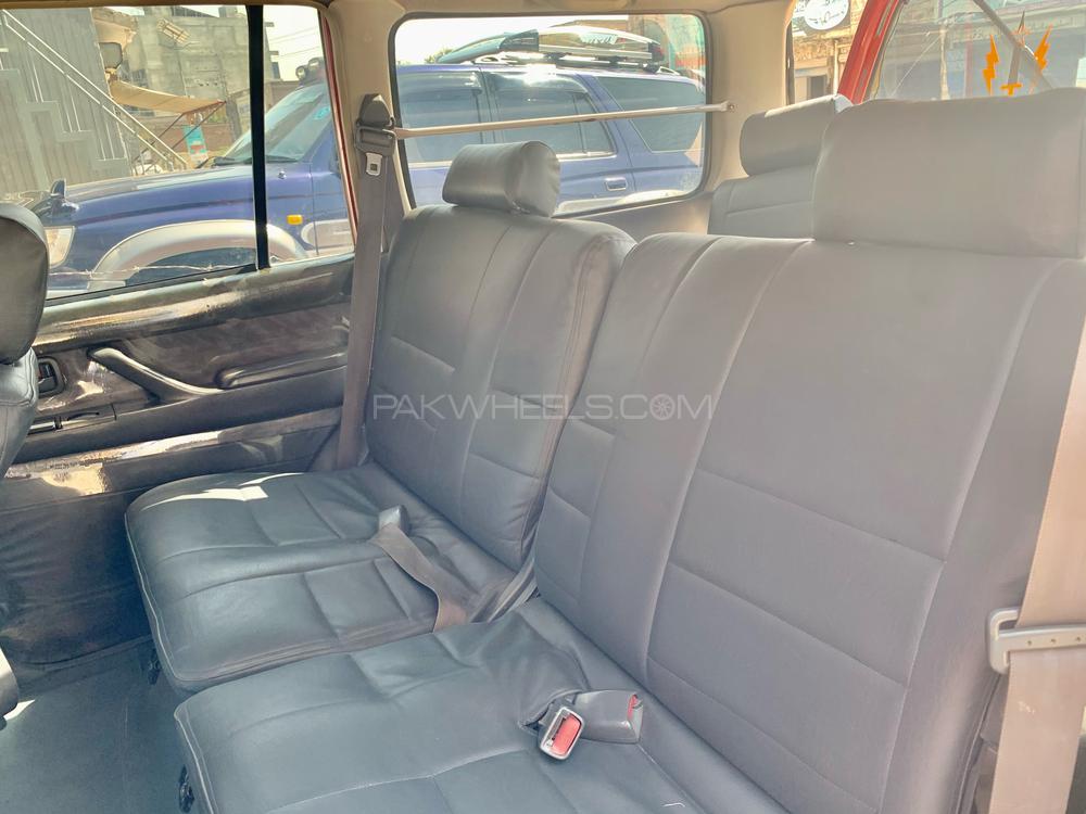 Toyota Land Cruiser 1997 for Sale in Peshawar Toyota Land Cruiser 1997 for Sale in Peshawar Image-9