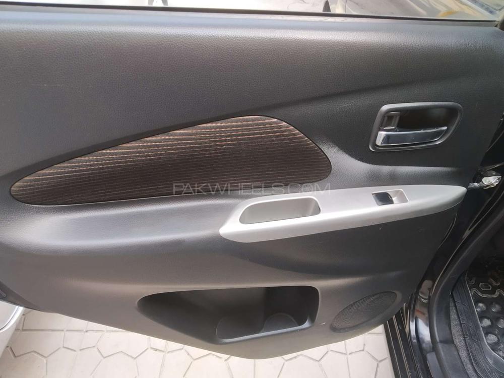 Nissan Dayz Highway Star 2015 for Sale in Rawalpindi Nissan Dayz Highway Star 2015 for Sale in Rawalpindi Image-7