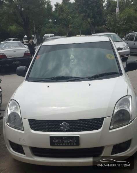 Suzuki Swift 2011 for Sale in Islamabad Image-1