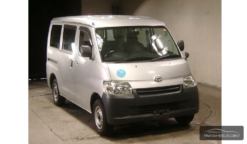 Toyota Lite Ace 2009 for Sale in Karachi Image-1