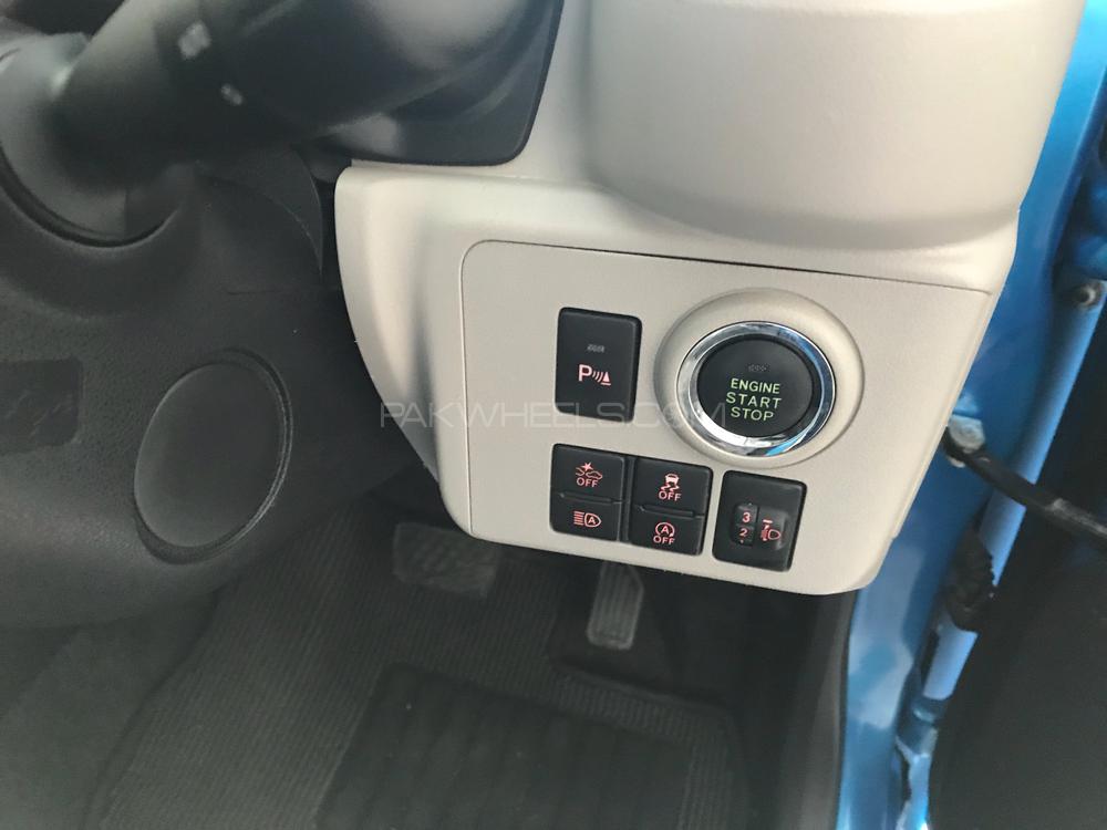 Toyota Pixis Epoch 2017 for Sale in Lahore Toyota Pixis Epoch 2017 for Sale in Lahore Image-15