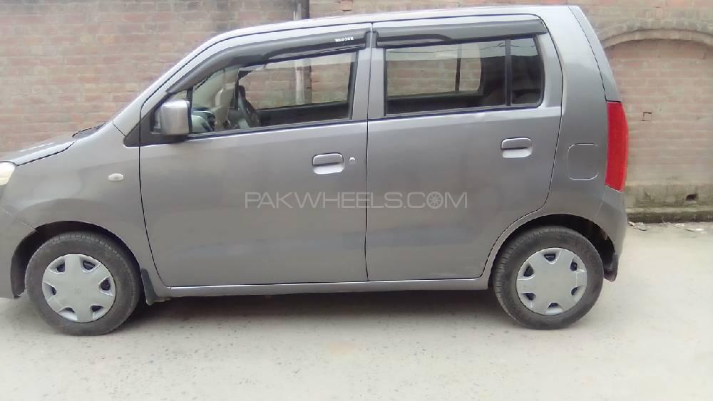 سوزوکی ویگن آر 2017 for Sale in سیالکوٹ سوزوکی ویگن آر 2017 for Sale in سیالکوٹ Image-7