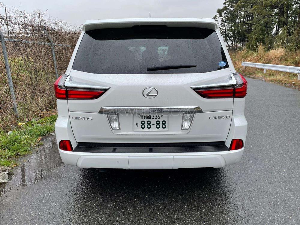 Lexus LX Series 2016 for Sale in Karachi Lexus LX Series 2016 for Sale in Karachi Image-9