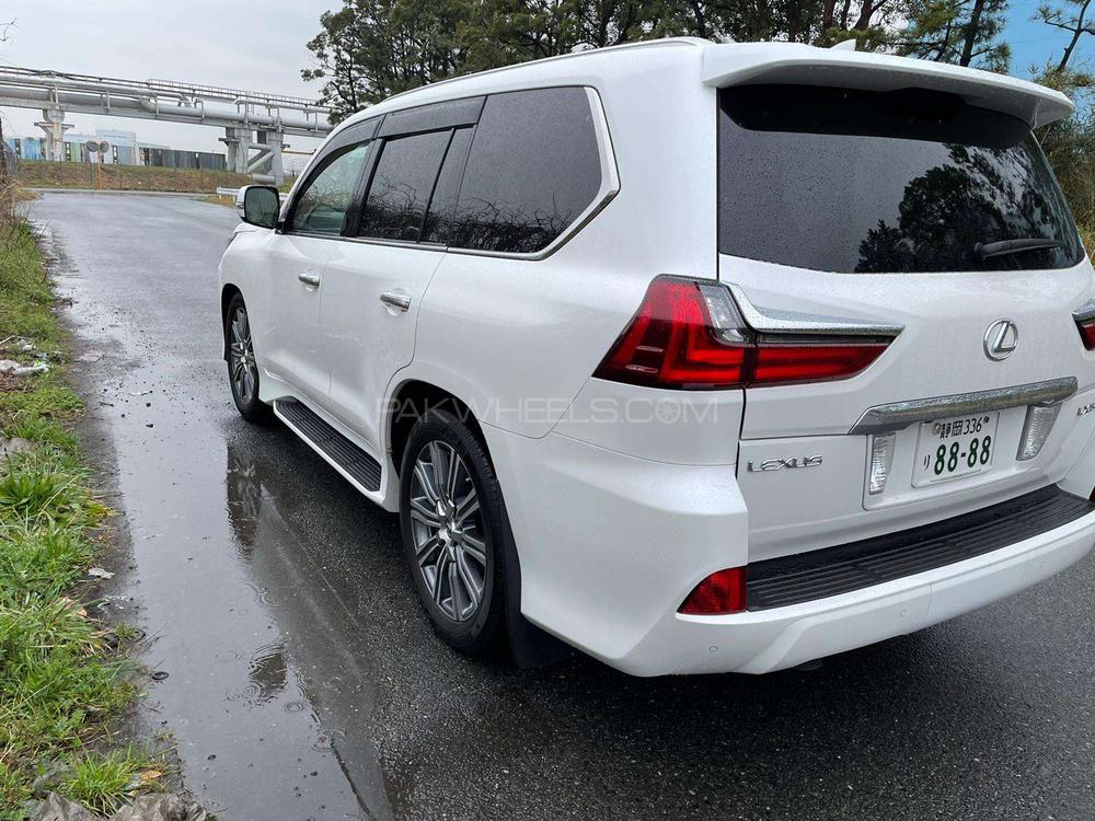 Lexus LX Series 2016 for Sale in Karachi Lexus LX Series 2016 for Sale in Karachi Image-11